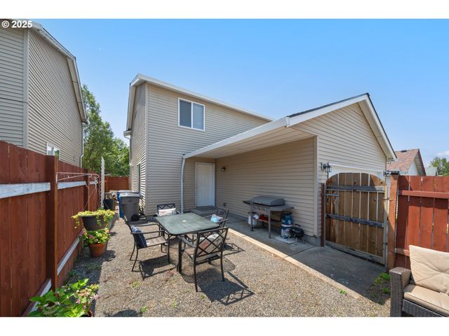 1138 W 30TH St, Vancouver, WA 98660