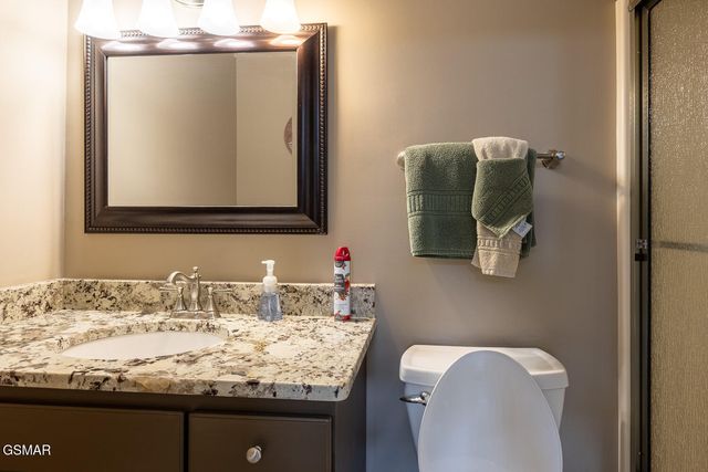 20 Brixton Lane, Crossville, TN 38555