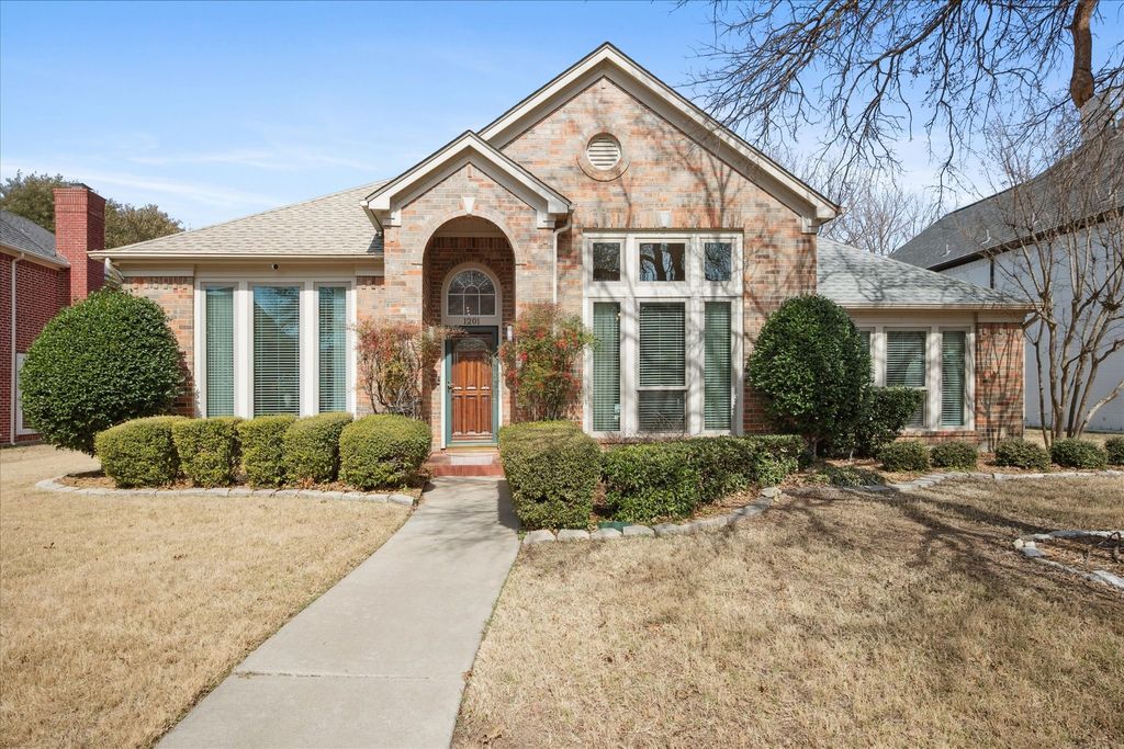 1201 Spring View Lane, Plano, TX 75075