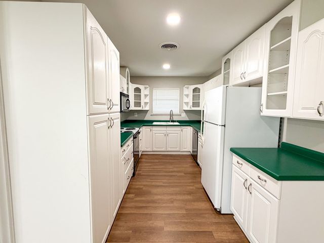 1120 Nancy Beth Dr, Kerrville, TX 78028