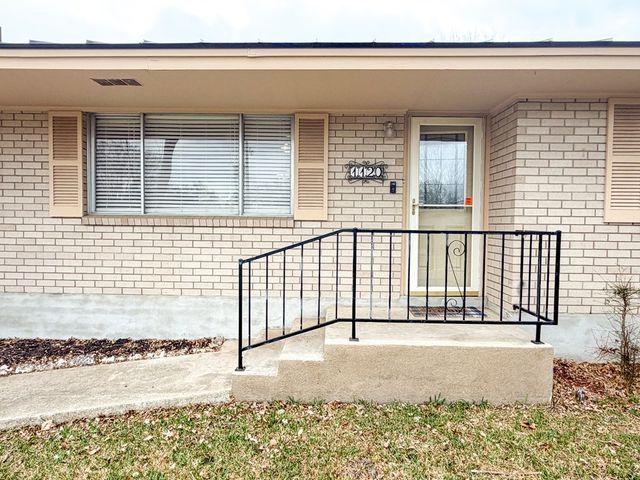 1120 Nancy Beth Dr, Kerrville, TX 78028