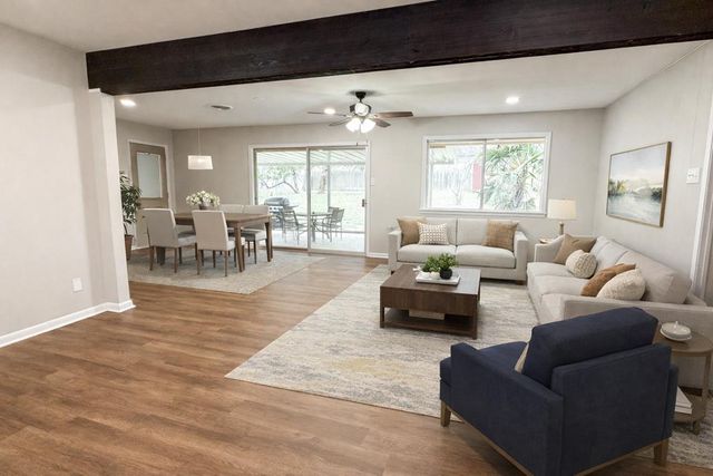 1120 Nancy Beth Dr, Kerrville, TX 78028