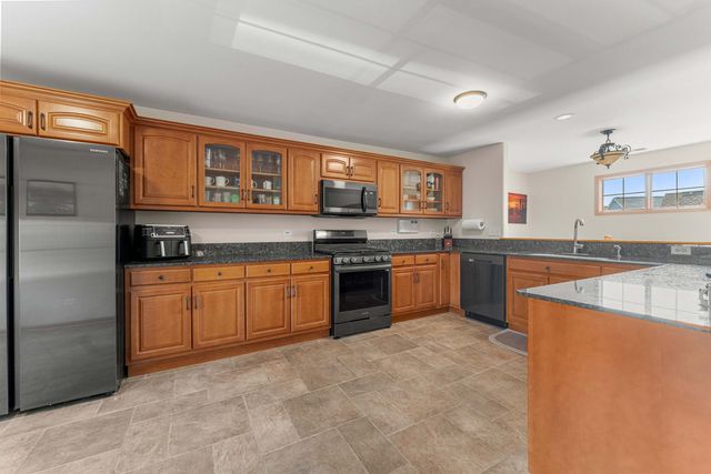 21332 Windy Hill Drive, Frankfort, IL 60423