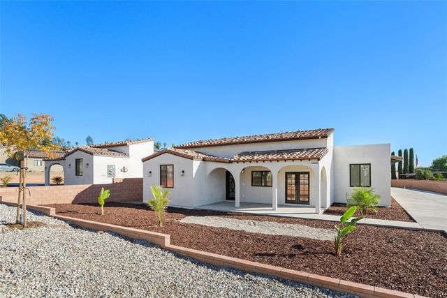 4465 Gilchrist Drive, Riverside, CA 92505