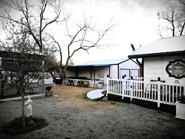 204 Dewitt St, Alba, TX 75410