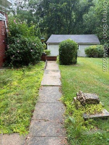8715 N Wayne Road, Westland, MI 48185