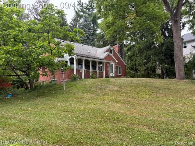 8715 N Wayne Road, Westland, MI 48185