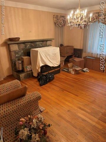8715 N Wayne Road, Westland, MI 48185