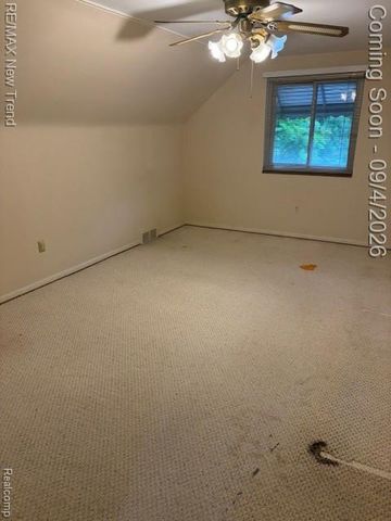 8715 N Wayne Road, Westland, MI 48185