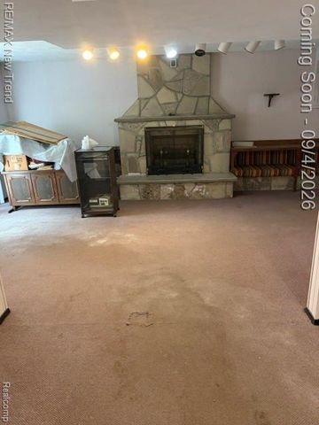 8715 N Wayne Road, Westland, MI 48185