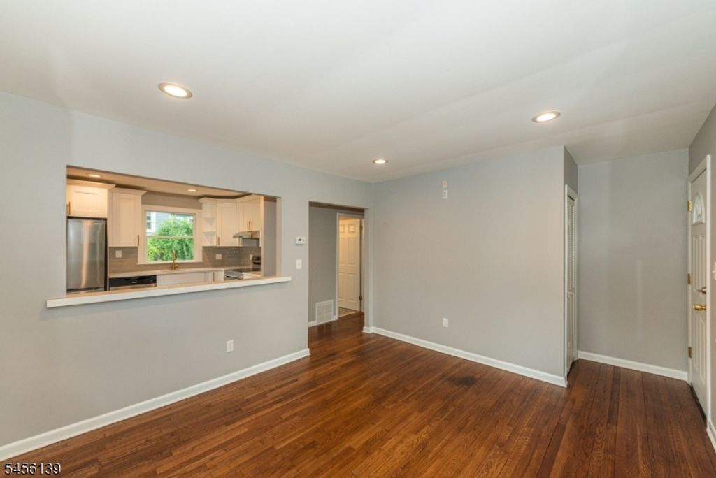 66 E Shore Rd, Jefferson Twp., NJ 07849 — photo 3
