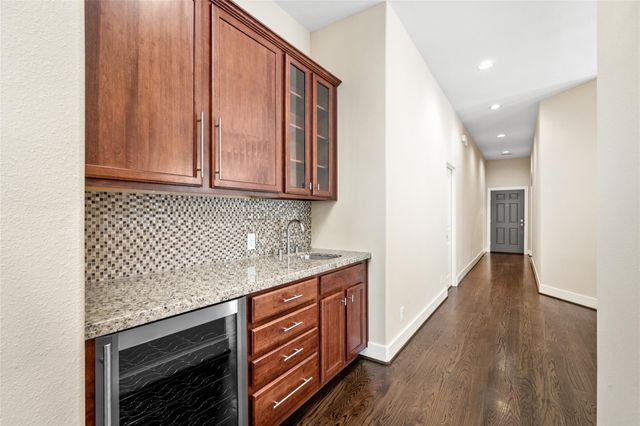 6039 Yale Street, Houston, TX 77076