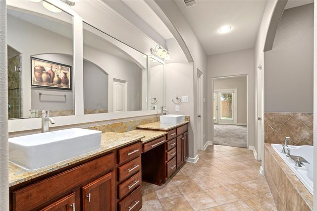 6039 Yale Street, Houston, TX 77076