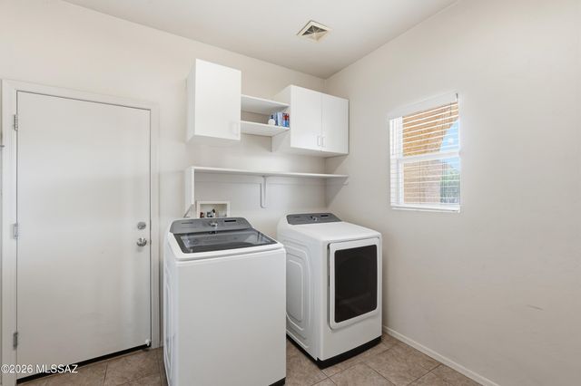 10215 E Placita Pinole, Tucson, AZ 85730