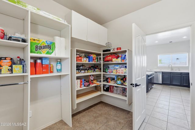 10215 E Placita Pinole, Tucson, AZ 85730