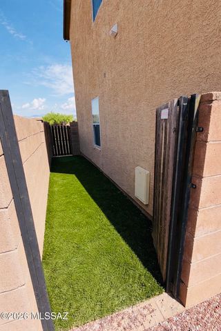 10215 E Placita Pinole, Tucson, AZ 85730