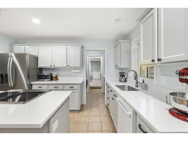 23144 Sw CINNAMON HILL Pl, Sherwood, OR 97140