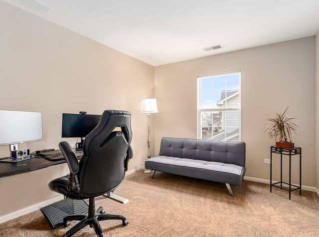 719 Eagle Brook Lane, Naperville, IL 60565