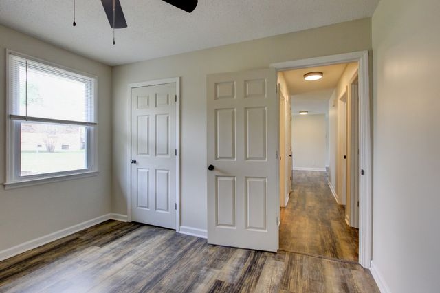 402 Lillie Belle Ln, Clarksville, TN 37042