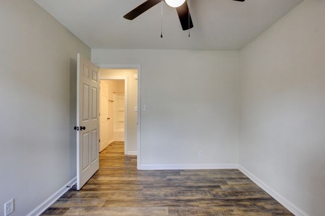 402 Lillie Belle Ln, Clarksville, TN 37042