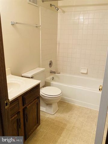 10717 S JAMIE PL, Fredericksburg, VA 22407