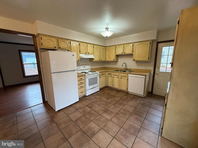 10717 S JAMIE PL, Fredericksburg, VA 22407