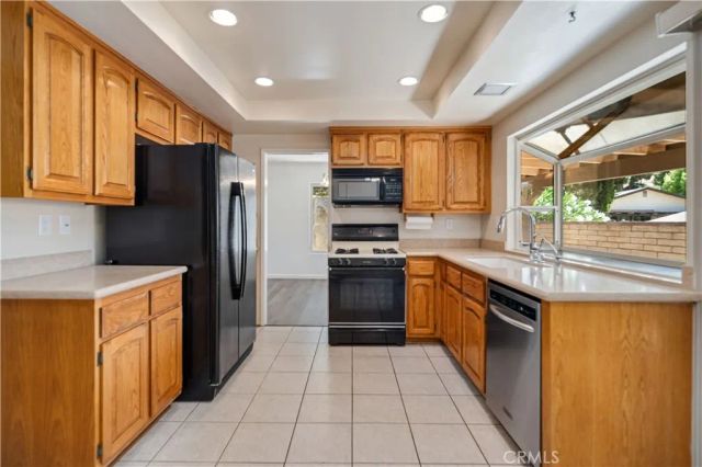 26562 Cardwick Court, Newhall, CA 91321