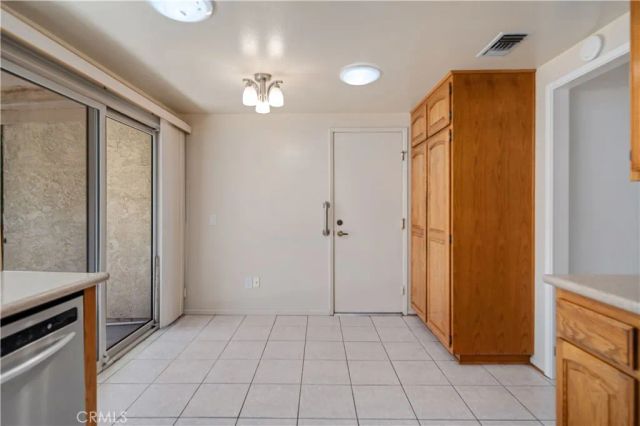 26562 Cardwick Court, Newhall, CA 91321