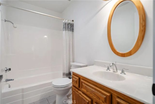26562 Cardwick Court, Newhall, CA 91321