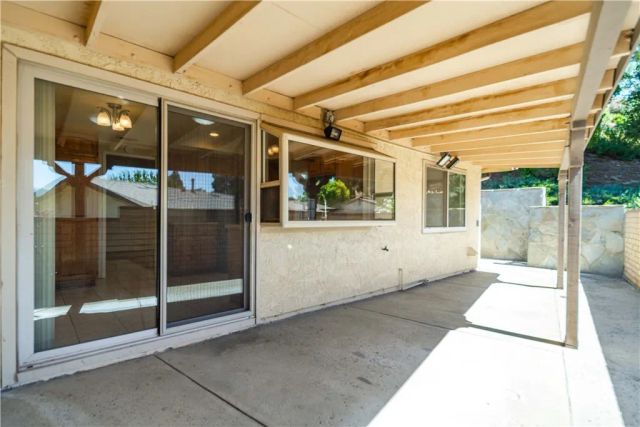 26562 Cardwick Court, Newhall, CA 91321