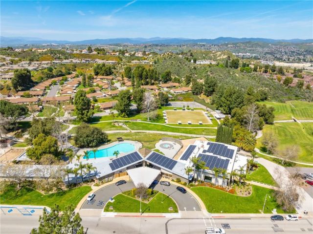 26562 Cardwick Court, Newhall, CA 91321