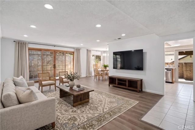 26562 Cardwick Court, Newhall, CA 91321