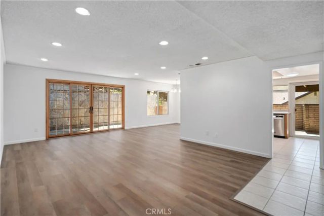26562 Cardwick Court, Newhall, CA 91321