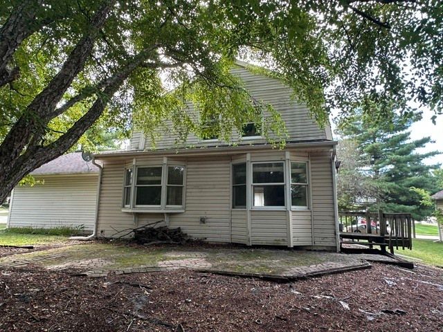 700 Butterfield Drive, Algonquin, IL 60102