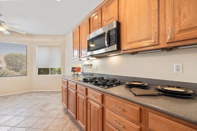 78285 Cloveridge Way, Palm Desert, CA 92211