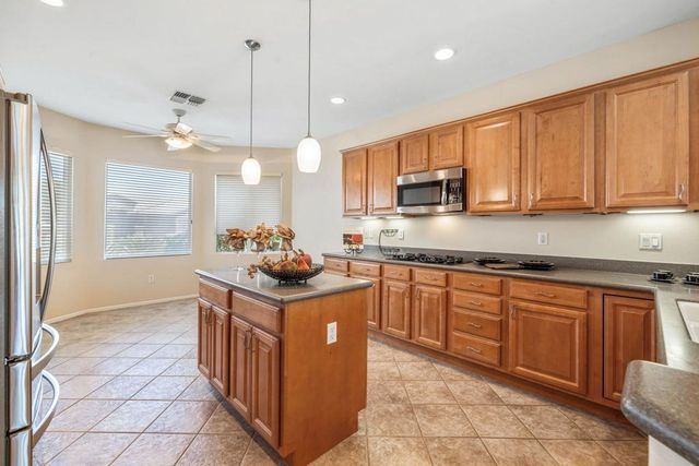 78285 Cloveridge Way, Palm Desert, CA 92211