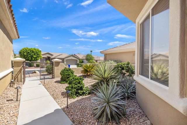 78285 Cloveridge Way, Palm Desert, CA 92211