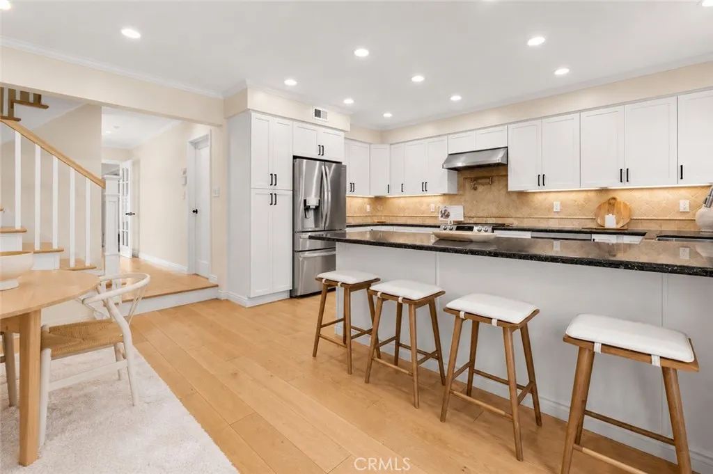 2020 Farrell, Redondo Beach, CA 90278