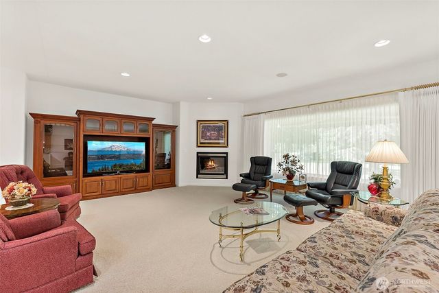 1550 E Old Ranch Road, Allyn, WA 98524