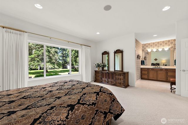 1550 E Old Ranch Road, Allyn, WA 98524