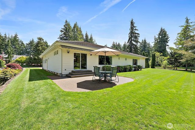1550 E Old Ranch Road, Allyn, WA 98524