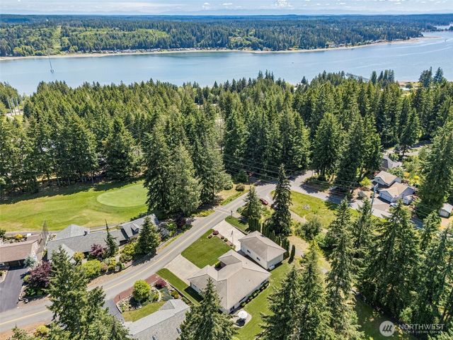 1550 E Old Ranch Road, Allyn, WA 98524