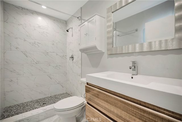 7417 Alabama Avenue, Canoga Park, CA 91303