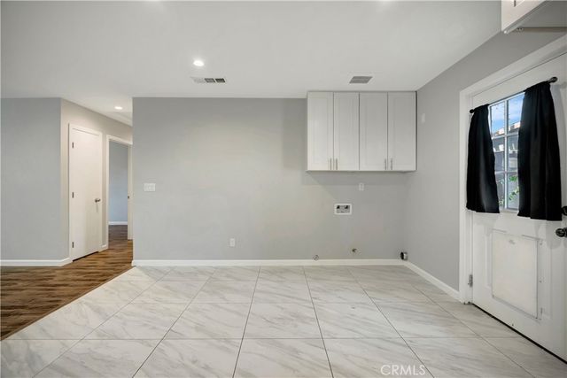 7417 Alabama Avenue, Canoga Park, CA 91303