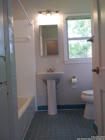 353 IRVINGTON DR, San Antonio, TX 78209