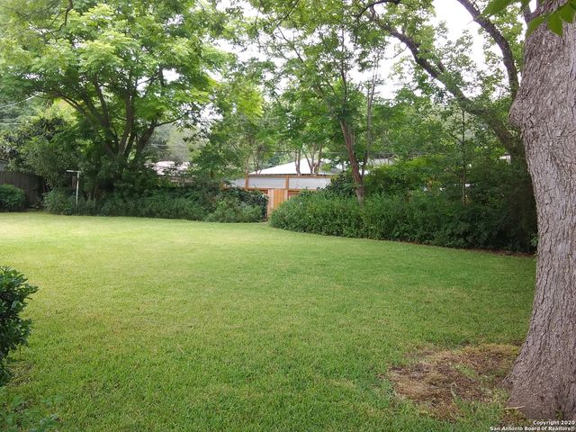 353 IRVINGTON DR, San Antonio, TX 78209