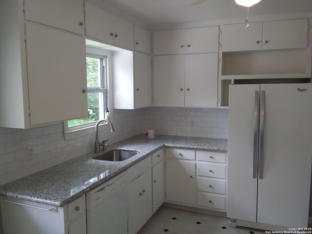 353 IRVINGTON DR, San Antonio, TX 78209