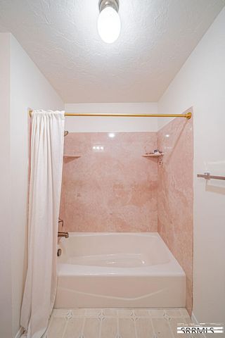 2730 Plommon Street, Idaho Falls, ID 83402