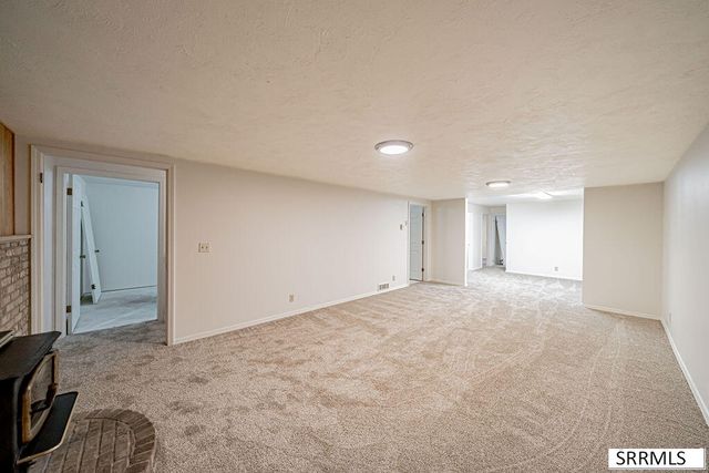 2730 Plommon Street, Idaho Falls, ID 83402