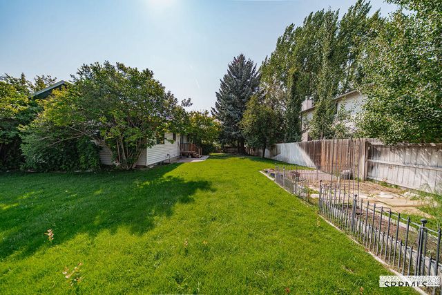 2730 Plommon Street, Idaho Falls, ID 83402